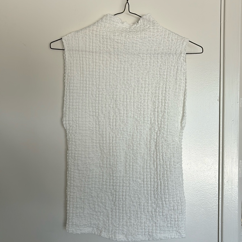 Zara textured mock neck tank - M